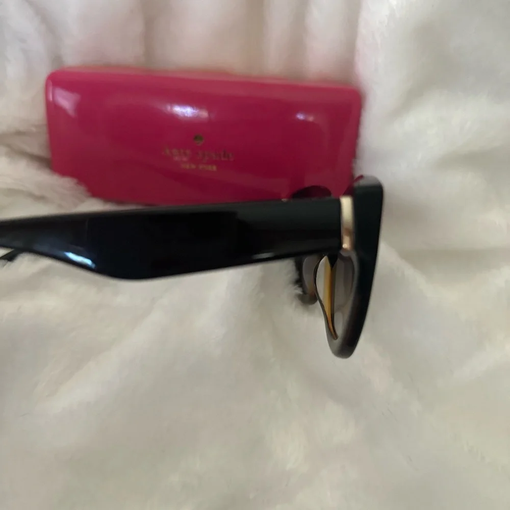 Kate Spade Karleigh sunglasses, black tortoise ombré classic oversized sunnies